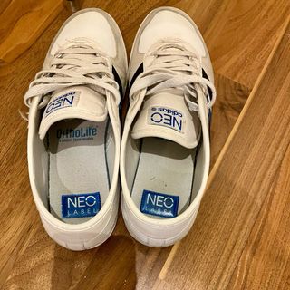 Zapatillas Adidas Neo - Blancas y Azules