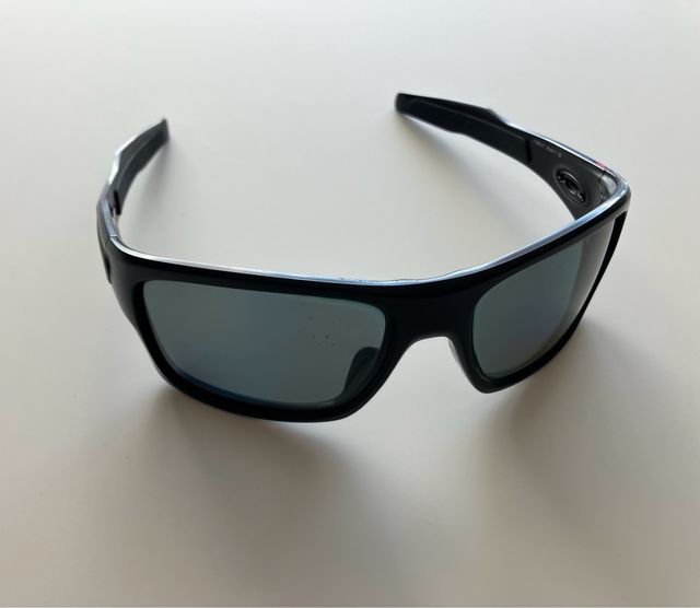 Oakley Turbine Matte Black Gray Polarized