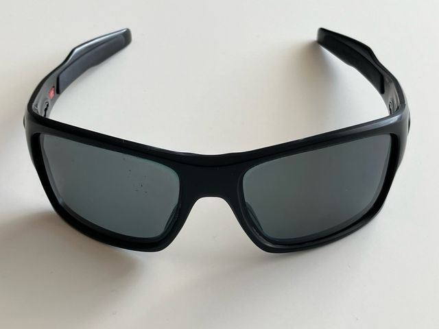 Oakley Turbine Matte Black Gray Polarized