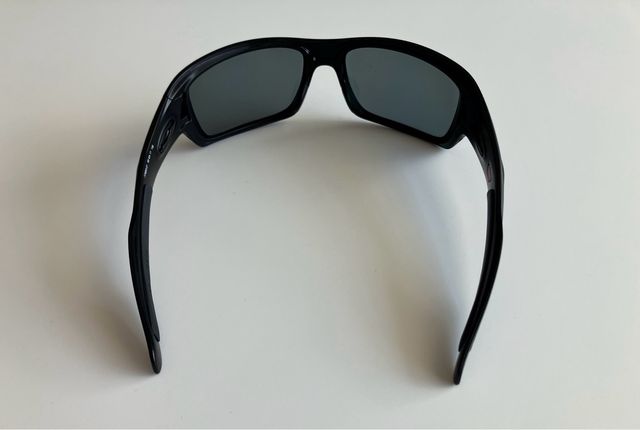 Oakley Turbine Matte Black Gray Polarized