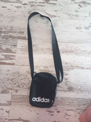 Bandolera Adidas negra