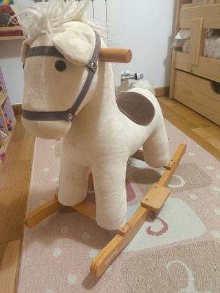 Caballo balancín infantil madera
