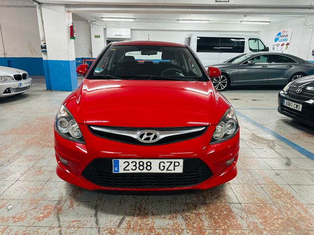 Hyundai i30 2011