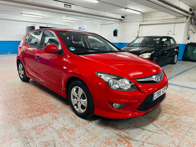 Hyundai i30 2011