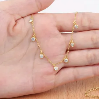 Collar dorado circonitas