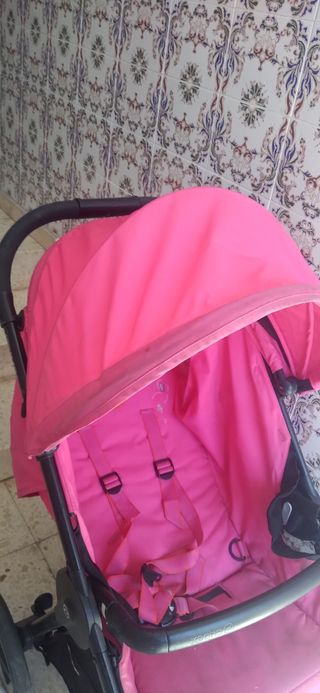 Carricoche rosa bebé ligera