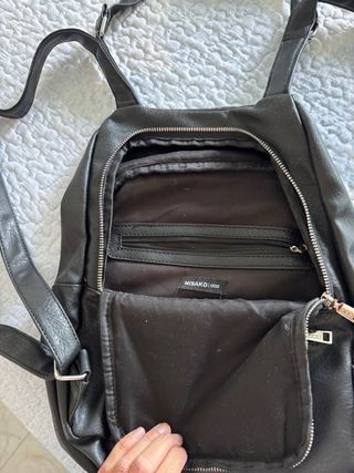 Mochila negra estampada