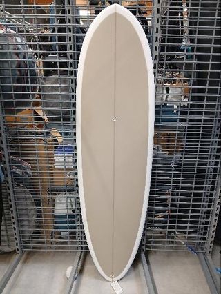 Tabla Surf Híbrida Caqui Resina 6'4 40 L 3 Quillas