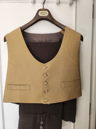 Traje corto beige JIMENEZ ARTESANIA