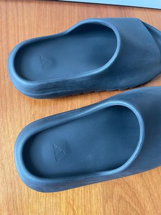 Adidas X Yeezy chanclas Negras