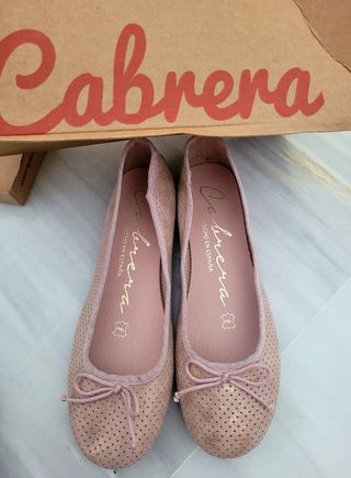 BAILARINAS DE PIEL CABRERA.