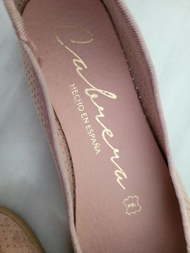 BAILARINAS DE PIEL CABRERA.