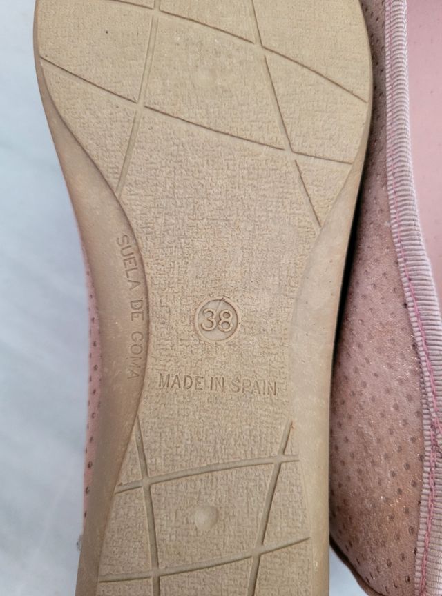 BAILARINAS DE PIEL CABRERA.