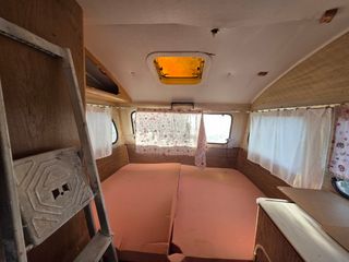 Caravana vintage constructam Coral 