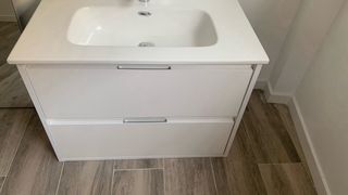 NUEVO  Mueble80 lavabo+espejo+válvula automática 
