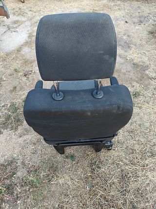 Asiento conductor Volkswagen Caravelle T6 año 2018
