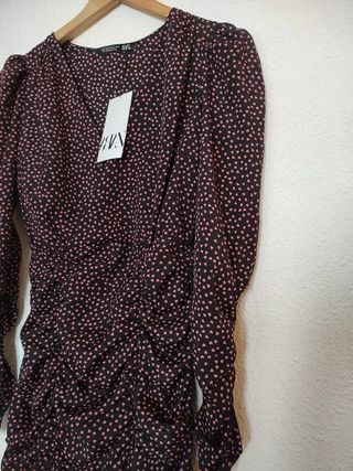 Vestido ZARA corazones topos drapeado total look