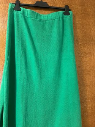 Falda midi verde