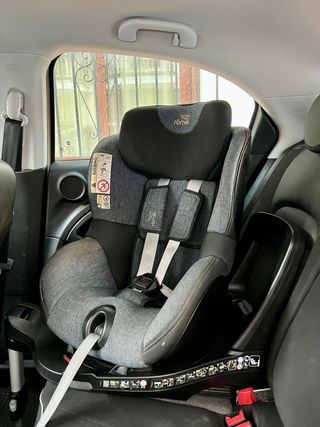 Britax Römer Dualfix i-Size 