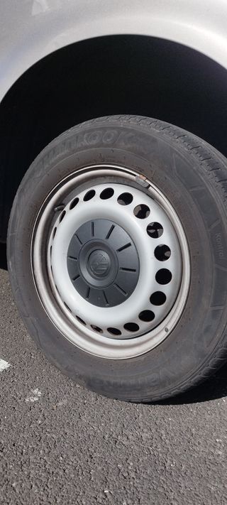 Llantas 205/65 R16C VW T6 con neumáticos HANKOOK 