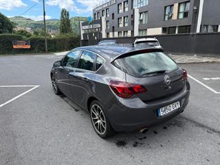 Opel Astra 2010