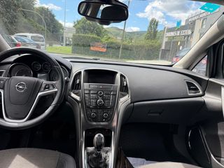 Opel Astra 2010