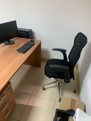 Mesa oficina madera marrón