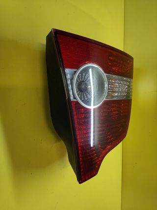 PILOTO TRASERO IZQUIERDO VOLVO S40
