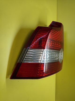 PILOTO TRASERO IZQUIERDO VOLVO S40