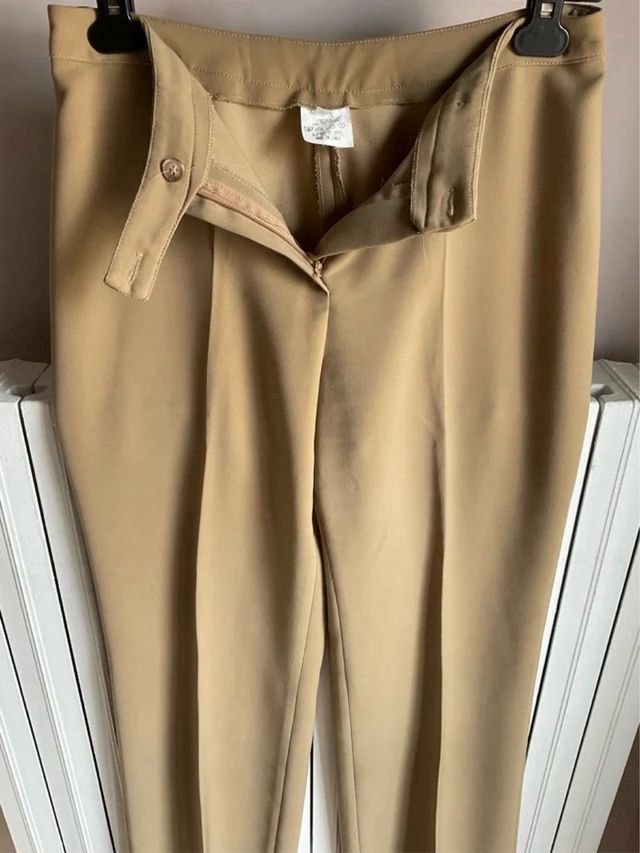 Completo pantalone giacca beige