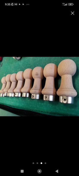 8 pomos madera 
