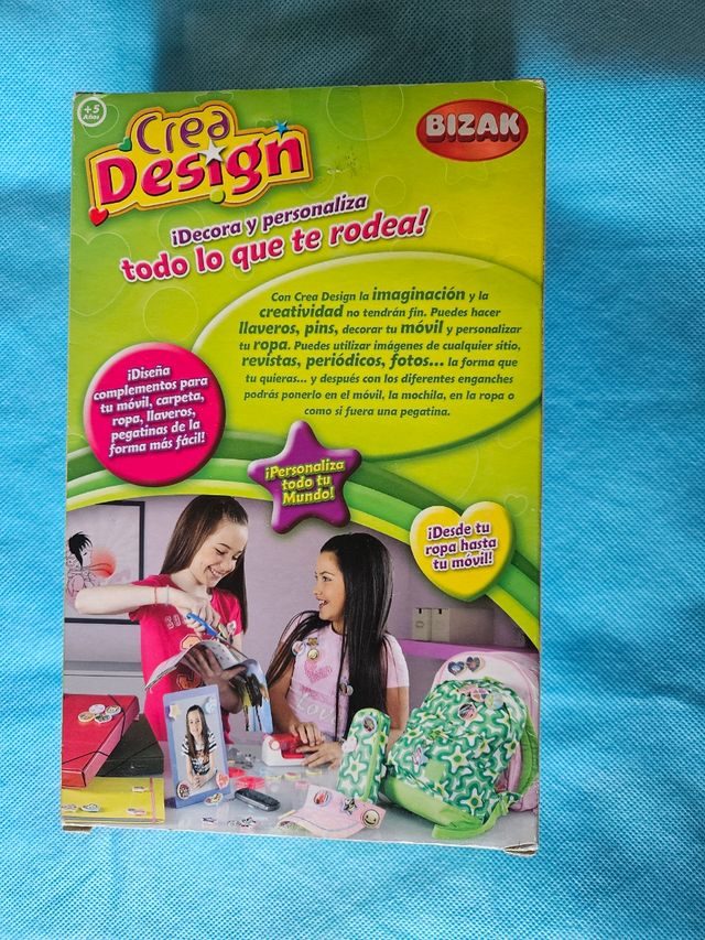 Crea Design: Kit llaveros y pins Sin Estrenar 