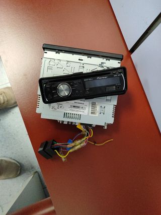 Radio Pioneer DEH-2200UB