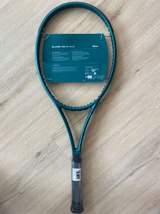 Raqueta Wilson Blade v9 98 16x19