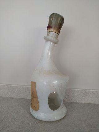 Botella Osborne Dalí vacía