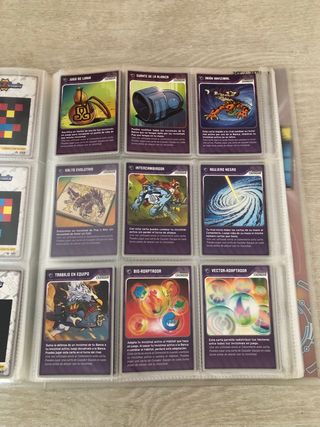 Álbum Invizimals + 383 cartas