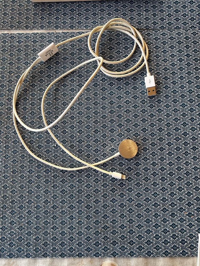 Cargador iPhone + Apple Watch