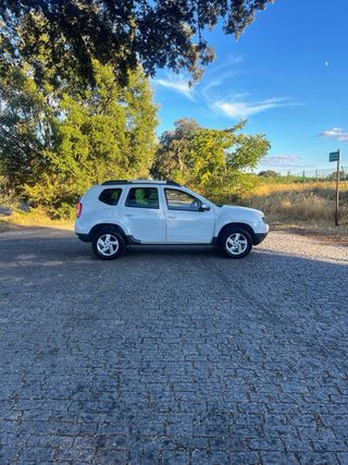 Dacia Duster 4x4 - 1 año de garantía