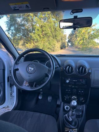 Dacia Duster 4x4 - 1 año de garantía