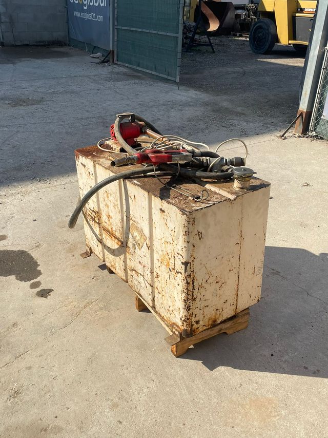 DEPÓSITO DE GASOIL DE 250L
