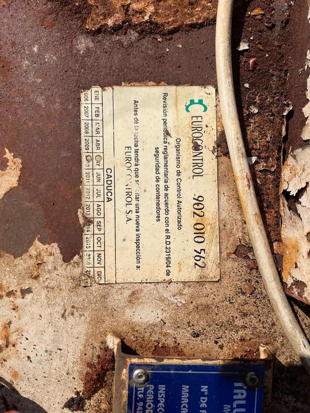 DEPÓSITO DE GASOIL DE 250L