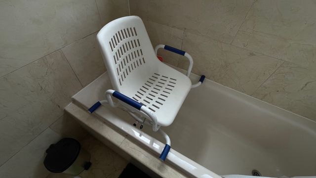 Silla Ducha Bañera - Blanca y Azul