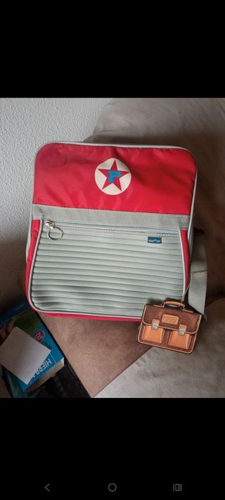 Mochila Safta vintage roja y gris