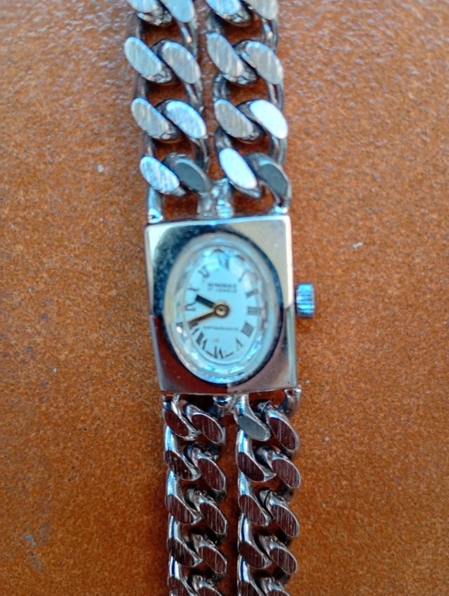 Reloj pulsera plata