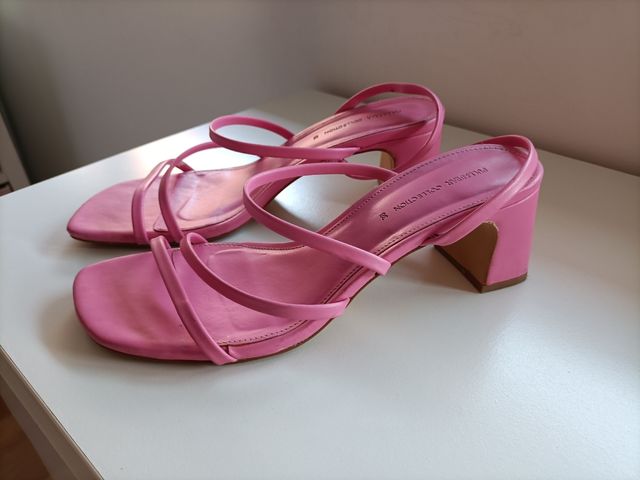 Sandalias rosas