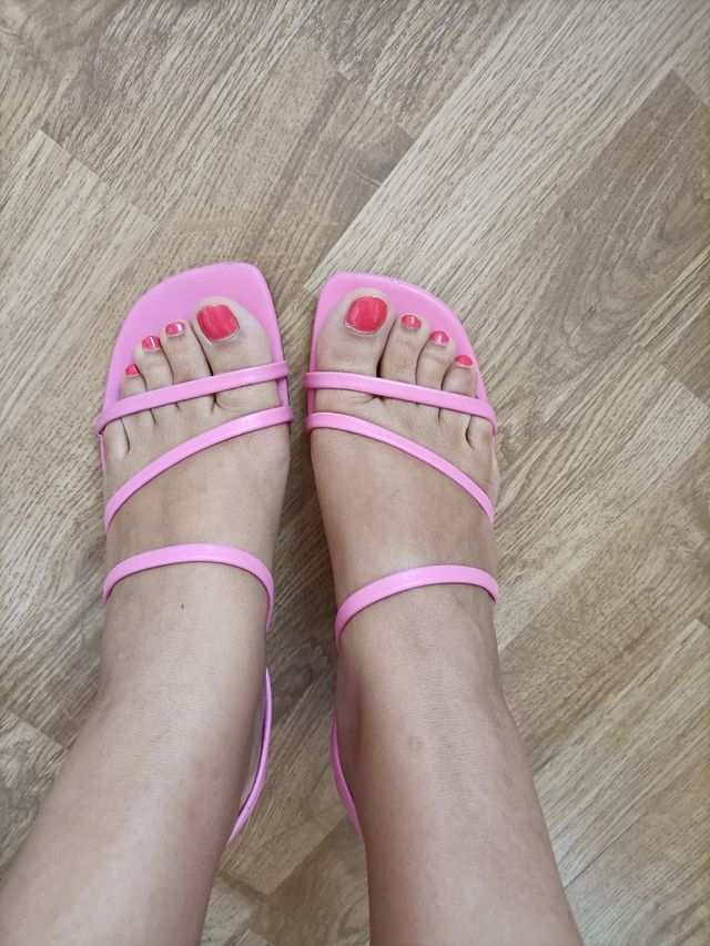 Sandalias rosas