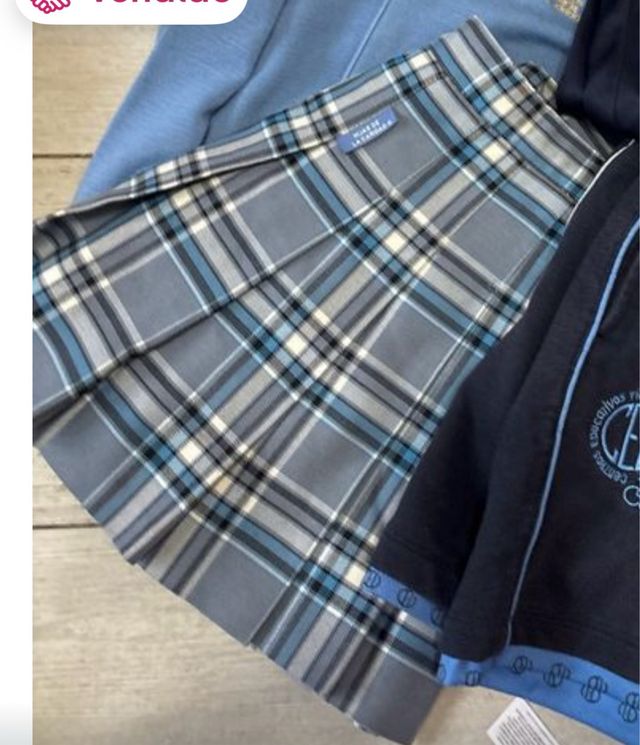 Falda escocesa azul marino