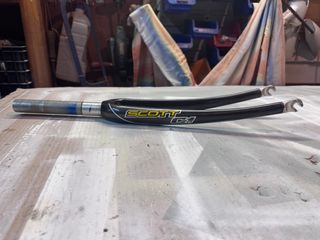 Horquilla carbono Scott 700c
