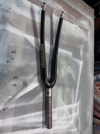 Horquilla carbono Scott 700c