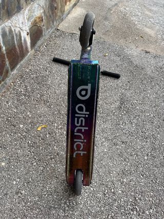 patinete District C050 Neochrome